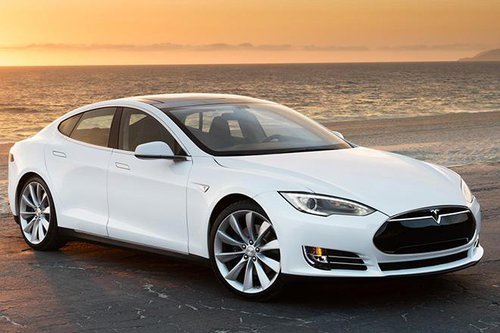 Tesla elektrisiert die Oberklasse 