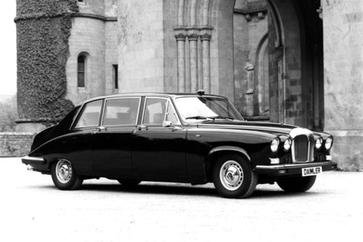 Jaguar will die Marke Daimler wiederbeleben 