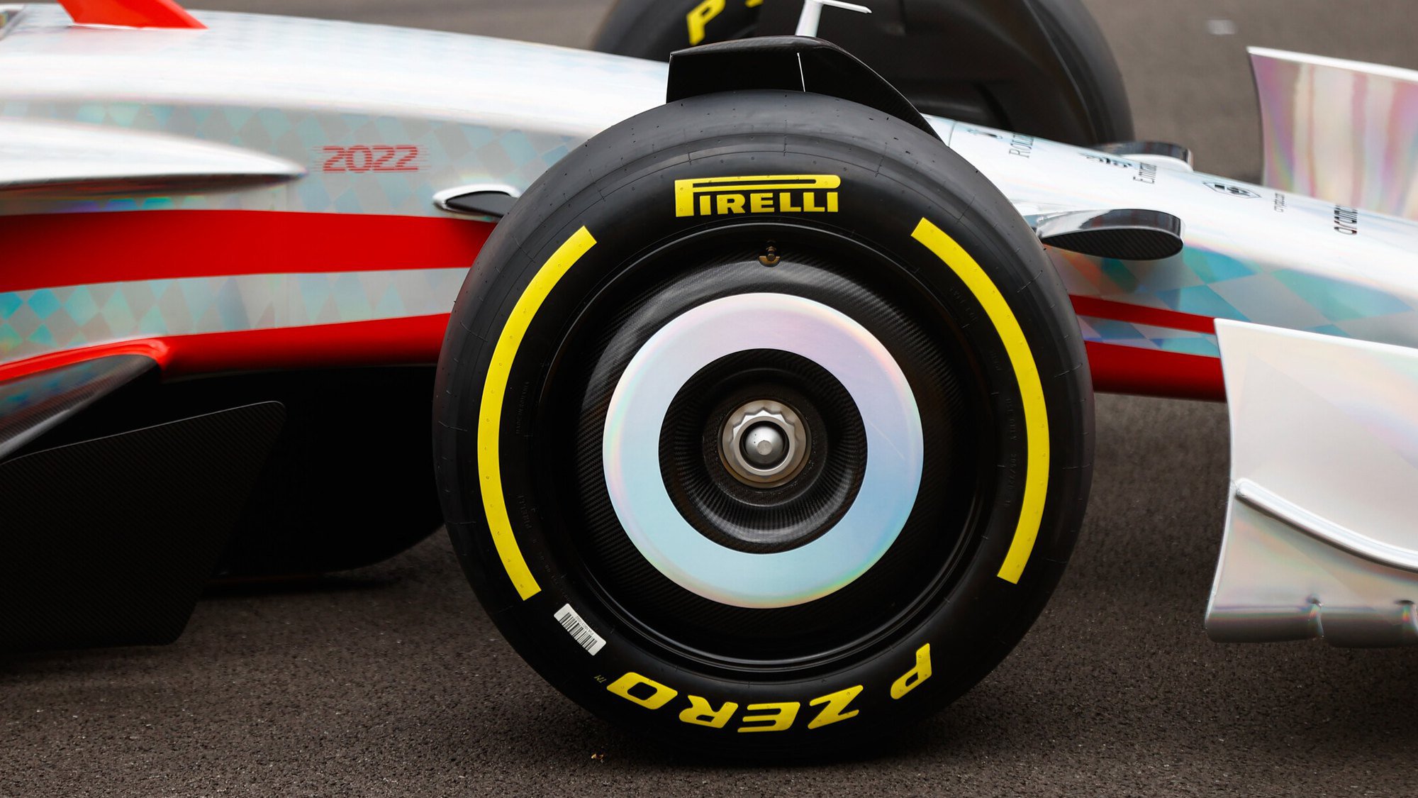 Boxenstopps: Das ändert sich durch die Radkappen - Formel 1 ...