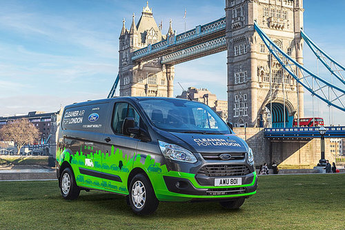 Ford: 20 Transit Custom Plug-in-Hybrid für London Ford Transit Custom Plug-in-Hybrid London 2017
