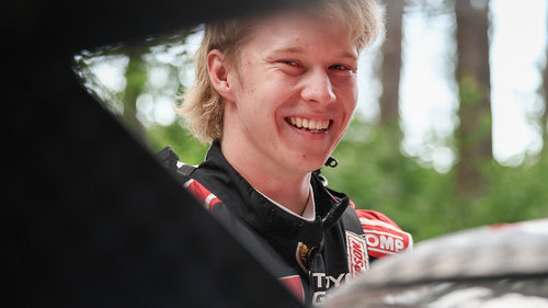 WRC Rallye Finnland: Vorschau Kalle Rovanperä: Mit großem Vorsprung und Dominanz im Gepäck nach Finnland