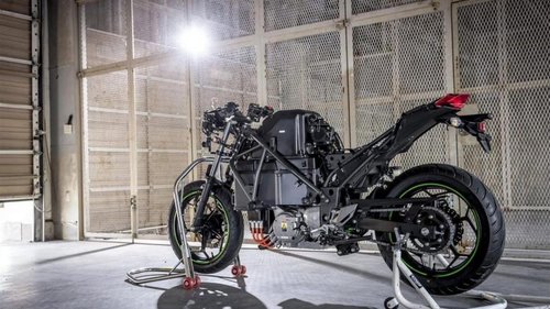 Kawasakis erstes E-Motorrad erhält Viergang-Schaltgetriebe 