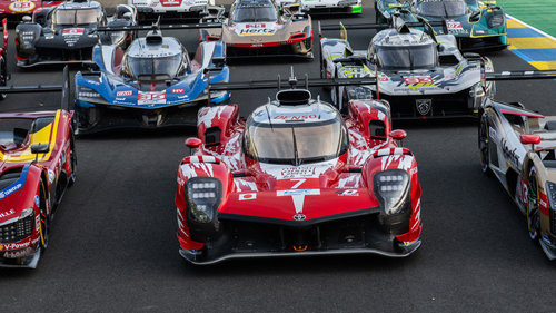 WEC Hypercar und IMSA GTP LMH- und LMDh-Autos der Hypercar-Klasse bei den 24h Le Mans 2025
