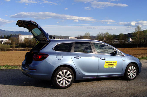 Opel Astra Sports Tourer – im Test - Autotests - AUTOWELT 