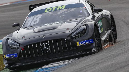 AMG zieht vor DTM-Finale alle Register Mercedes-AMG testete mit einem HWA-Testträger auf dem nachgebauten Norisring