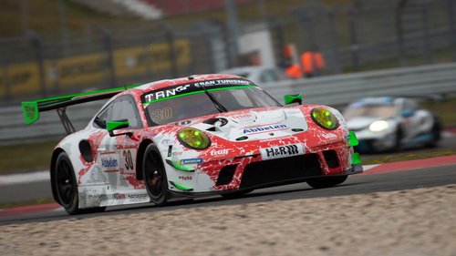 BoP-Problematik: Porsche offenbar vor weiterer Einbremsung Porsche wird vor dem 24h-Rennen ein weitere Gewichtspackung kriegen