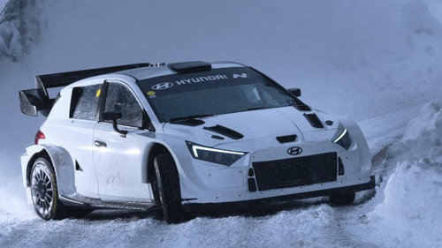 WRC-Test nach zwei Tagen abgebrochen Hyundai i20 Rally1 Hybrid bei Testfahrten im Elsass im November 2021