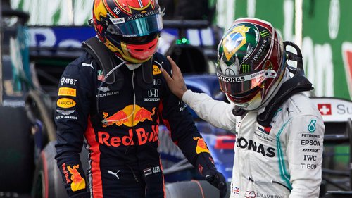 Hamilton laut Albon ein "schlechter Verlierer" Brasilien 2019: Alexander Albon und Lewis Hamilton nach dem Rennen