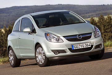 Alternativ-Studien von Opel auf der IAA 