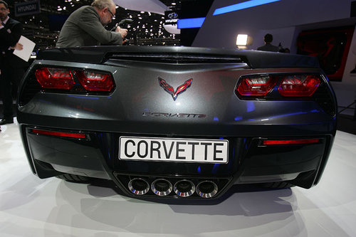 AUTOWELT | Genf 2013 | Bertone, Cadillac, Chevrolet 