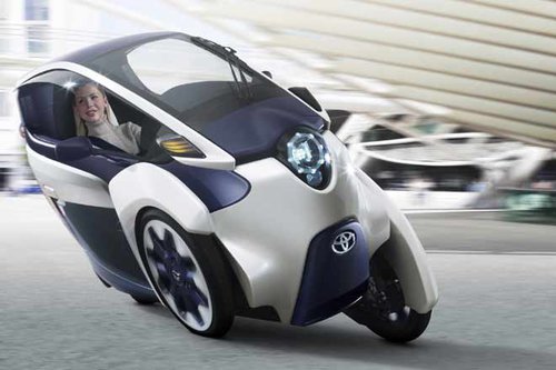 Toyot präsentiert Dreirad-Elektro Studie "I-Road" 