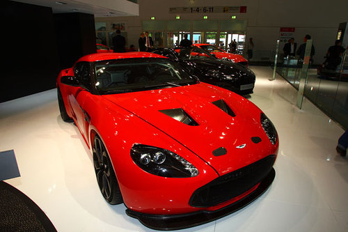 AUTOWELT | IAA 2011 | Aston Martin 