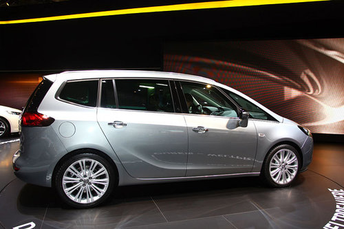 AUTOWELT | IAA 2011 | Opel 