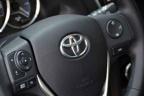 AUTOWELT | Toyota Auris TS 2,0 D-4D Active – im Test  | 2014 
