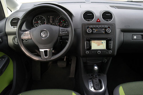 OFFROAD | VW Cross Caddy 2,0 TDI 4Motion - im Test | 2014 