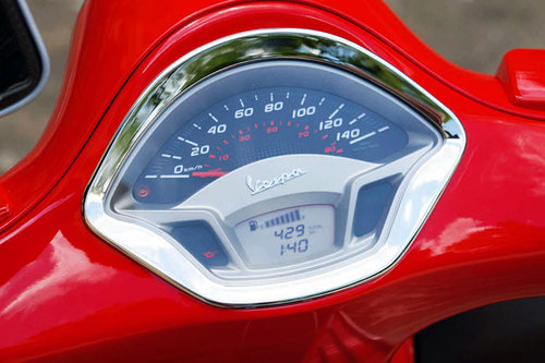 MOTORRAD | Vespa GTS 300 ABS/ASR - schon gefahren | 2014 