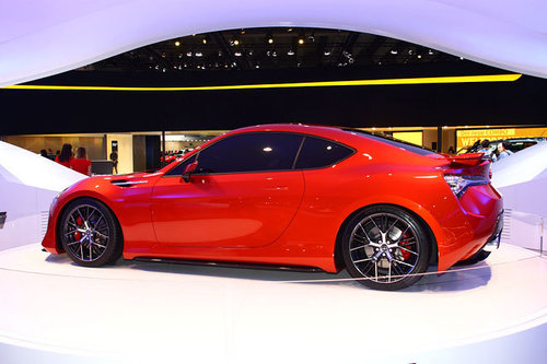 AUTOWELT | IAA 2011 | Toyota 