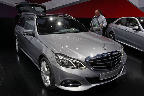 Mercedes E 350 4MATIC Kombi 