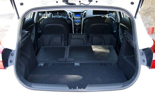 AUTOWELT | Hyundai i30 1.6 CRDi DCT Comfort - im Test | 2015 