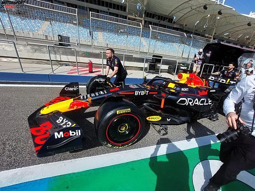Red Bull RB19 debütiert bei F1-Test in Bahrain 