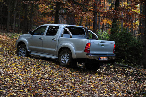 OFFROAD | Toyota Hilux 4x4 Jahrgang 2012 - schon gefahren 
