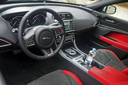 AUTOWELT | Jaguar XE S - im Test | 2015 