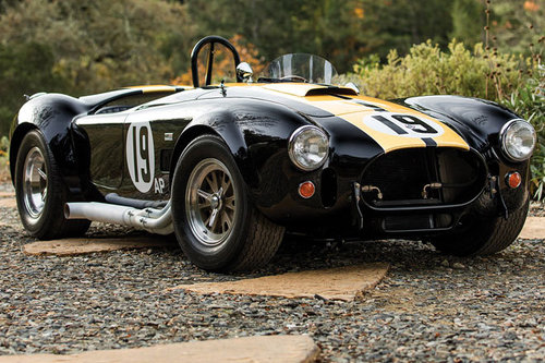 CLASSIC | Auktion: Shelby Cobra 427 Competition | 2015 