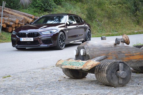 BMW M8 Gran Coupé auf Roadtrip 