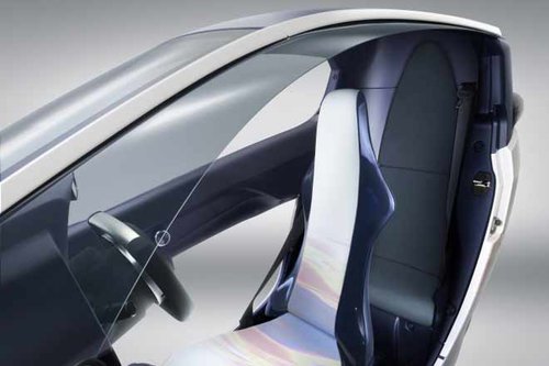 Toyot präsentiert Dreirad-Elektro Studie "I-Road" 