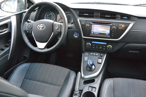 AUTOWELT | Toyota Auris TS Hybrid - im Test | 2014 