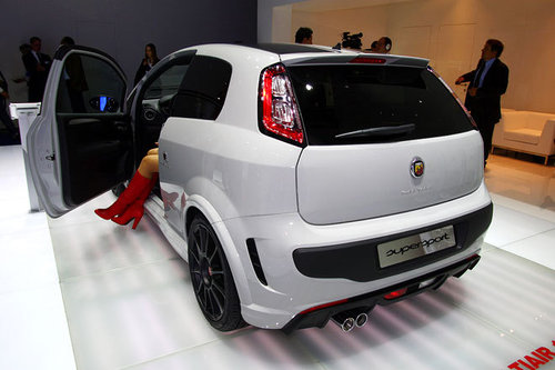 AUTOWELT | IAA 2011 | Abarth 