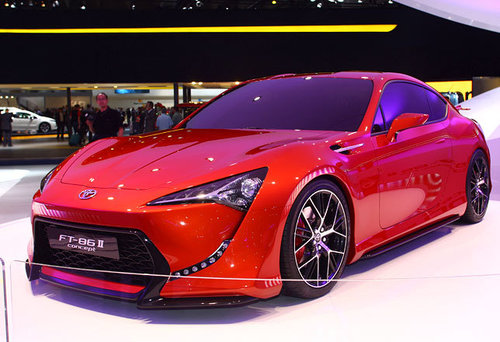 AUTOWELT | IAA 2011 | Toyota 