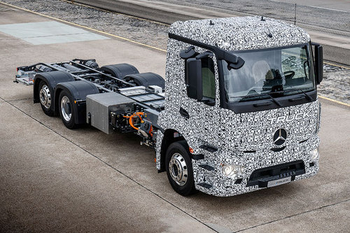 Daimler Urban e-Truck IAA 2016 