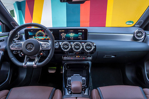 AUTOWELT | Mercedes-AMG A 45 und CLA 45 - erster Test | 2019 