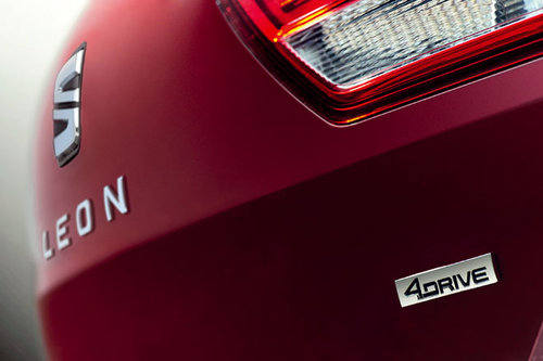 AUTOWELT | Seat Leon ST 4Drive - schon gefahren | 2014 
