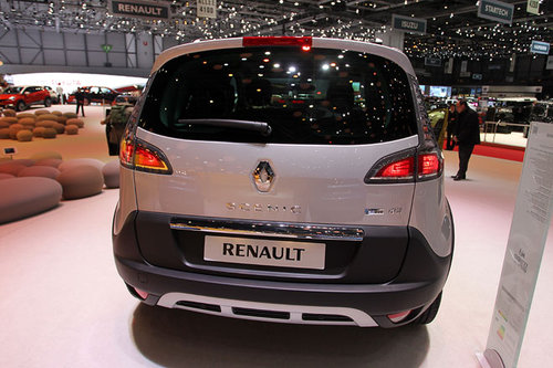 AUTOWELT | Genf 2013 | Renault 