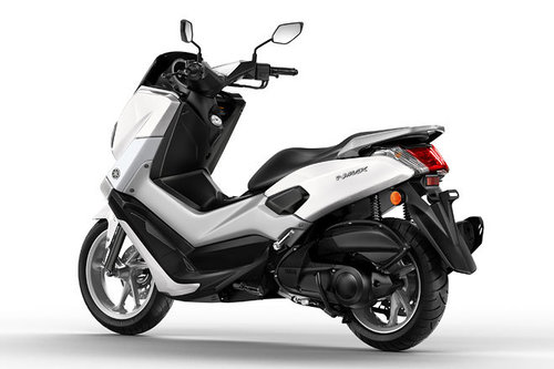 MOTORRAD | Neuer 125er-Roller: Yamaha NMAX | 2015 