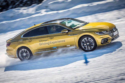 AUTOWELT | VW Driving Experience Winterfahrtraining | 2018 VW Driving Experience 2018