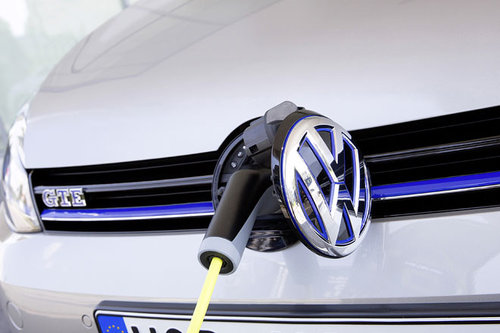 AUTOWELT | VW Golf GTE - schon gefahren | 2014 