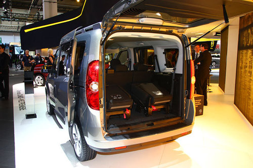 AUTOWELT | IAA 2011 | Opel 