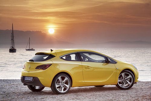 AUTOWELT | Opel Astra GTC - schon gefahren 