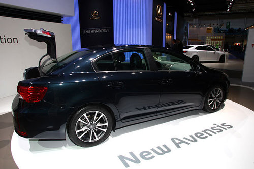 AUTOWELT | IAA 2011 | Toyota 