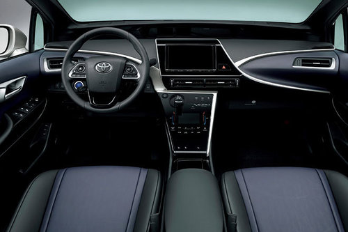 AUTOWELT | Erstes Brennstoffzellenauto: Toyota Mirai | 2014 