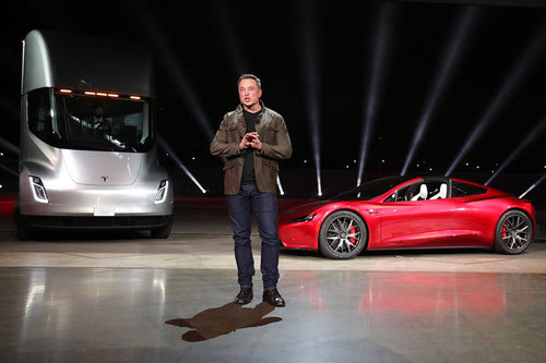 AUTOWELT | Tesla-Premieren: Roadster und E-Lkw | 2017 Tesla Roadster Truck Musk 2017