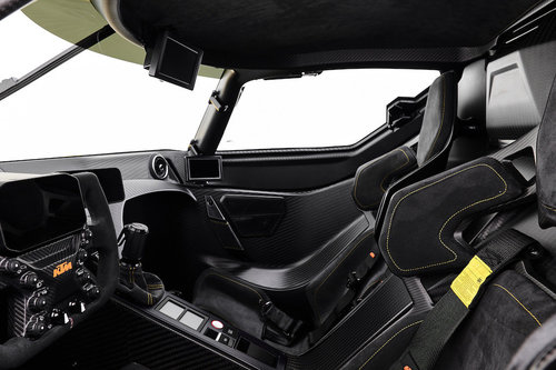Das Cockpit des KTM X-Bow GT-XR im Fokus 