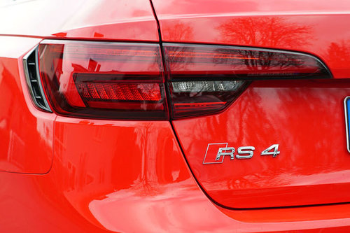 AUTOWELT | Audi RS 4 Avant 2.9 TFSI quattro - im Test | 2018 Audi RS 4 Avant 2018
