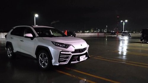Urus-Look für den Toyota RAV4 