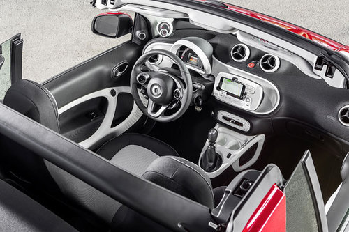 AUTOWELT | Smart Fortwo Cabrio auf der IAA | 2015 