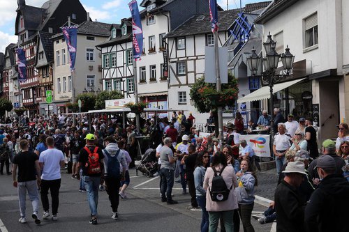 24h Nürburgring 2022: Adenau Race Day 