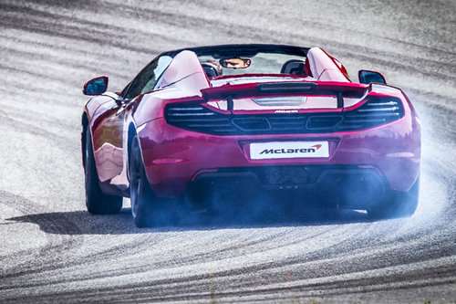 AUTOWELT | McLaren 12C Spider - schon gefahren | 2013 